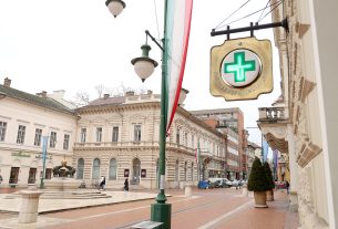 Szeged, patika, gyógyszertár, egészségügy, egészség