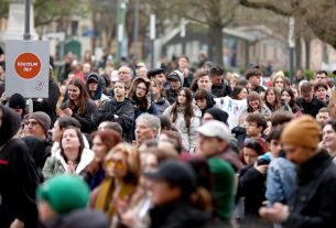 Szeged, gyülekezési törvény, szigorítás, tüntetés, demonstráció, Momentum, Dugonics tér