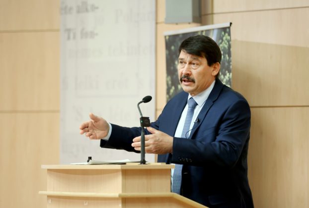 Szeged, Áder János, Kék Bolygó, klímavédelem, fenntarthatósági témahét, előadás, TIK