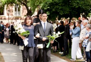 Szeged, Kőrösy József iskola, ballagás, Stefánia