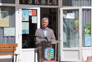 Drogot találtak a rendőrök egy fideszes országgyűlési képviselő fiánál. Fotó: Törő Gábor hivatalos FB.