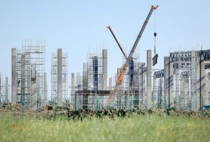 Szeged, épül, BYD, gyár, autógyár, gazdaság, ipar, építkezés