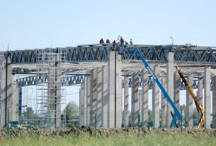 Szeged, épül, BYD, gyár, autógyár, gazdaság, ipar, építkezés