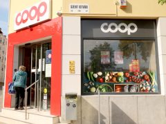 Szeged, személyzet nélküli bolt, Coop, bolt, élelmiszer bolt, Szent István tér