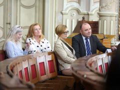 Szeged, művészeti díjak, pályakezdői támogatások, Szeged Sportolója díj, díjátadás, városháza