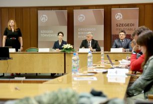 Szeged, Szegedi Ítélőtábla, Szegedi Törvényszék, összbírói értekezlet, sajtótájékoztató, bíróság