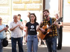 Szeged, aHang, demonstráció, átláthatósági törvény, Fidesz iroda