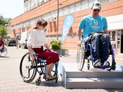 Szeged, Suhanj!, Roadshow, Árpád tér, kerekesszékes