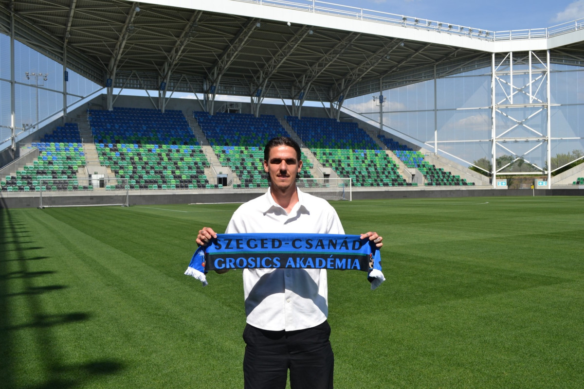 Labdarúgó NB II - Szegedre igazolt Holman Dávid. Fotó: Szeged-Csanád Grosics Akadémia labdarúgócsapat hivatalos oldala.