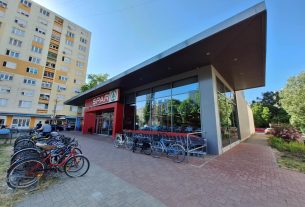 Spar. Szeged. Bevásárlás.