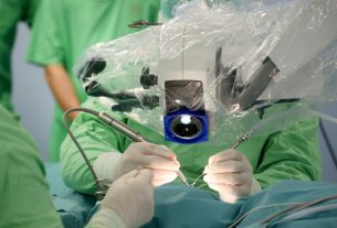 Szeged, okos cochleáris implantátum beültetés, műtét, Szegedi Tudományegyetem, SZTE, Fül- Orr- Gégészeti és Fej- Nyaksebészeti Klinik, hallókészülék, műtő, klinika, egészségügy