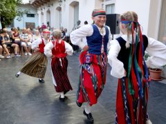 Szeged, nyár, kultura, Wagner udvar, Turku, néptáncegyüttes, néptánc
