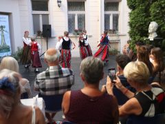 Szeged, nyár, kultura, Wagner udvar, Turku, néptáncegyüttes, néptánc
