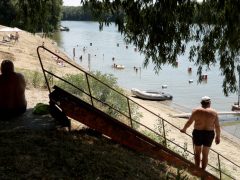 Szeged, Sárga, szabadstrand, strand, nyár, meleg, hőség, kánikula, fürdőzés, napozás, Tisza, Tisza part