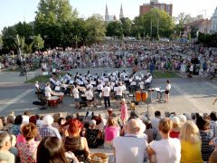 Szeged, Térzene, Móra park, Fricsay Ferenc Városi Fúvószenekar, fúvósok, nyár, szabadidő, szórakozás