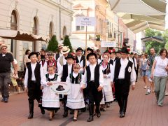 Szeged, Martin György Néptáncfesztivál, néptánc, tánc, megnyitó, felvonulás