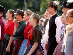 Szeged, Martin György Néptáncfesztivál, néptánc, tánc, megnyitó, felvonulás