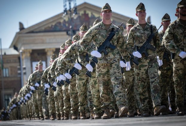 Magyar honvédség, magyar katonák