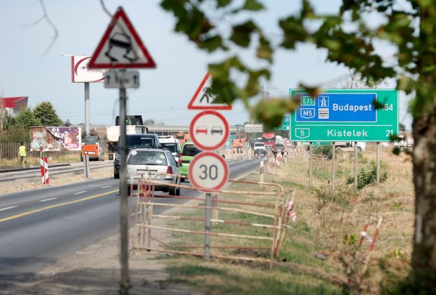 Szeged, BYD, beruházás, 5-ös út, szélesítés, útépítés