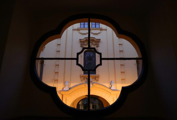Szeged, Muzsikáló Udvar, Feleségek és szeretők, zenés est, Városháza udvar, városháza, Szűcs Gabi, Schell Judit, kultura