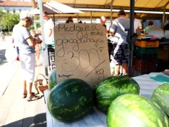 Szeged, zöldség, gyümölcs, nyár, július, Mars téri piac, piac, gazdaság, élelmiszer, dinnye