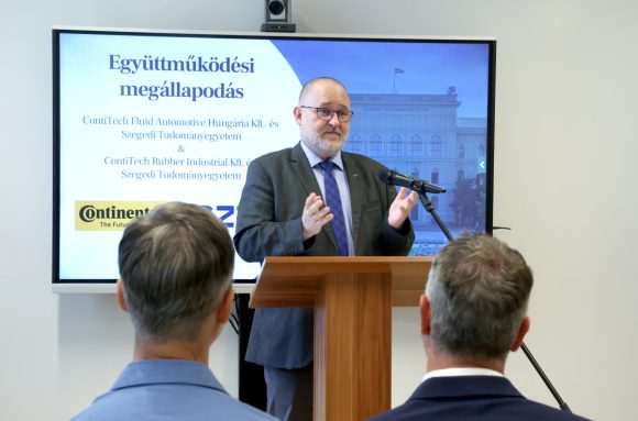 Szeged, SZTE, ContiTech, együttműködés, megállapodás, aláírás, egyetem