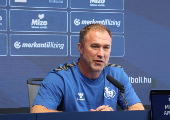 Szeged, OTP Bank Pick Szeged, kézilabda, csapat, idénynyitó, sajtótájékoztató, Pick Aréna