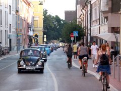 Szeged, XV. Dél-Alföldi Veteránjármű Találkozó, veteránjármű, veterán autók, felvonulás, belváros