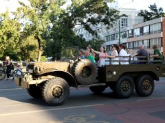 Szeged, XV. Dél-Alföldi Veteránjármű Találkozó, veteránjármű, veterán autók, felvonulás, belváros