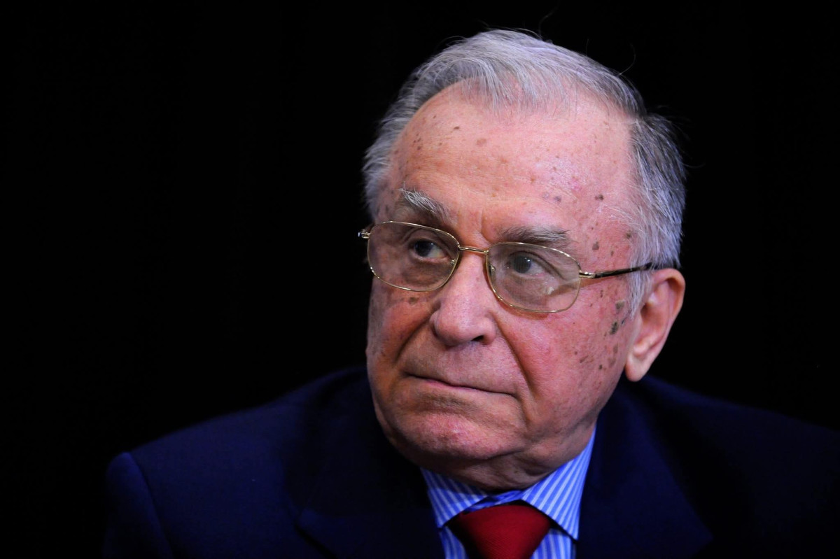 Meghalt Ion Iliescu volt román államfő. Fotó: Rádió GaGa hivatalos FB