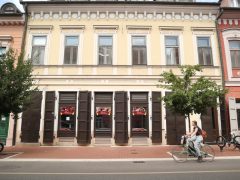 Szeged, Oskola utca, bezárt üzlet, gazdaság, bezárt