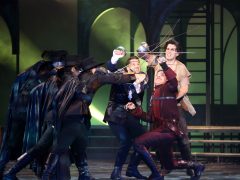 Szeged, Szegedi Szabadtéri Játékok, A 3 testőr, musical, színház, Dóm tér, kultura