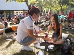 Szeged, Magyarország Első Semmittevő Versenye, Rádió 88, Dugonics tér