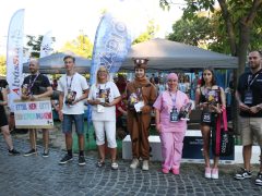 Szeged, Magyarország Első Semmittevő Versenye, Rádió 88, Dugonics tér