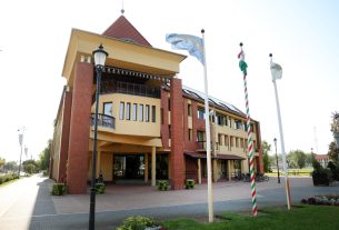 Mórahalom, városháza