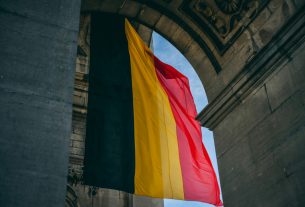 Belgium. Zászló. Politika.