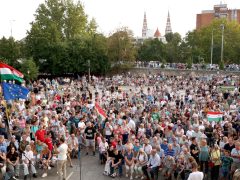 Szeged, Magyar Péter, országjárás, Móra park, politika, fórum