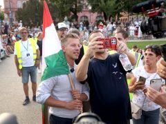 Szeged, Magyar Péter, országjárás, Móra park, politika, fórum