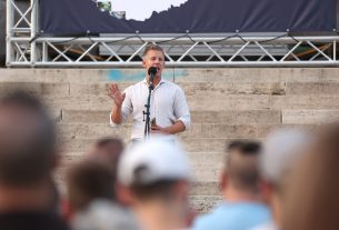 Szeged, Magyar Péter, országjárás, Móra park, politika, fórum