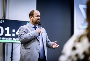 Momentum. Politika. Új elnök. Fotó: Momentum Mozgalom hivatalos Facebook-oldala