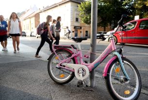 Szeged, tanévkezdés, Madách iskola, iskola, diákok, gyerekek, iskolatáska, táska, szeptember, közlekedés, polgárőr, rendőr, Madách utca