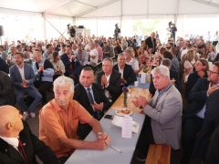 Algyő, 60 éves, algyői kőolaj- és földgázmező, kőolaj, földgáz, MOL, ünnepség, Molnár József, Schubert Archibald, Molnár Áron, Steiner Attila