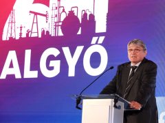 Algyő, 60 éves, algyői kőolaj- és földgázmező, kőolaj, földgáz, MOL, ünnepség, Molnár József, Schubert Archibald, Molnár Áron, Steiner Attila