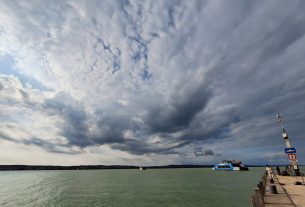 Balaton, Tihanyi komp