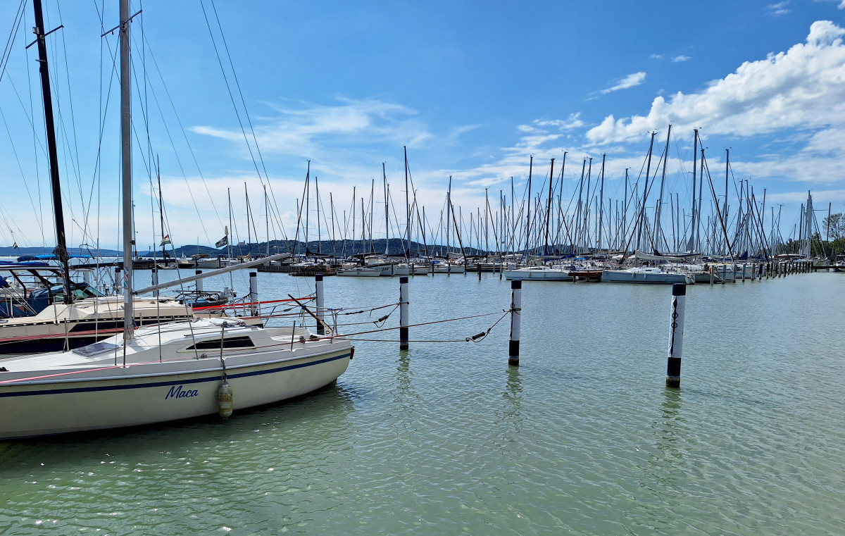Balatonfüred, Balaton, kikötő, vitorlás