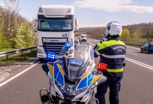 Rendőrség. Ellenőrzés. ROADPOL. Fotó: Magyar Rendőrség hivatalos FB