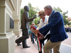 Szeged, Szent-Györgyi Albert, évforduló, megemlékezés, Rektori, egyetem, szobor