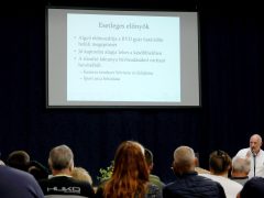 Algyő, Molnár Áron, polgármester, lakossági fórum, BYD, gyár, külföldi munkavállalók, kínai vendégmunkások, szállás, Jura Ipari Park