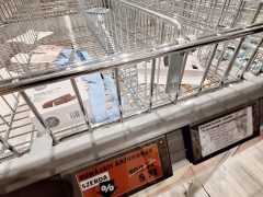 Szeged, Aldi , ruhavásár, leárazás, akció, ruha, cipő, 5 forint