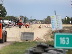 Szeged, BYD, beruházás, útszélesítés, 5-ös út, gazdaság